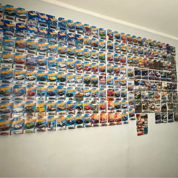 Hot Wheels Other - Vibrant Die-Cast Car Collection
